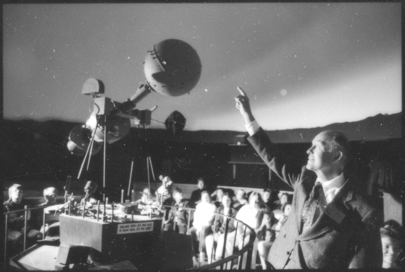 1970s–1980s Gladwin Planetarium era of Spitz A3P “starball” projector